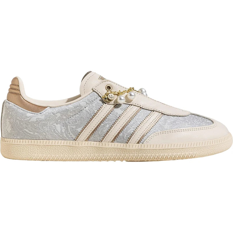 Adidas Official Authentic Three Stripes Women's Lightweight Breathable Wear-resistant Casual Sports Shoes JQ2616