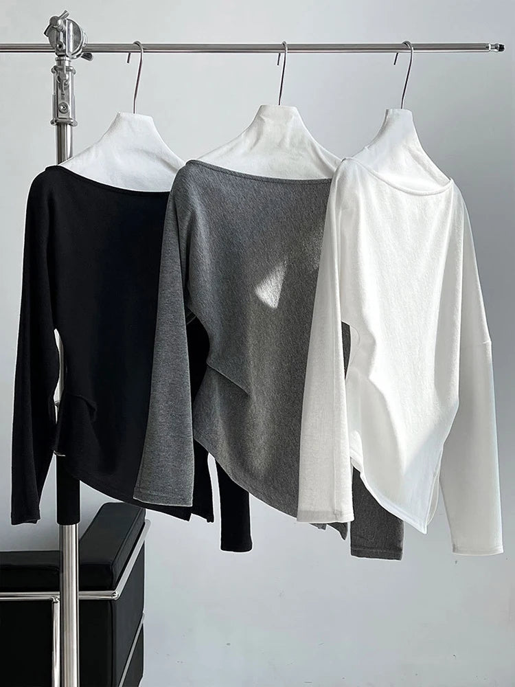 Women's Pleated Relaxed-Fit Sweatshirt