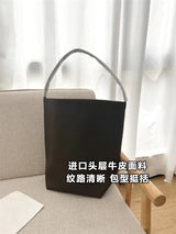 25 year new cowhide lychee pattern single shoulder commuting versatile large capacity bucket bag