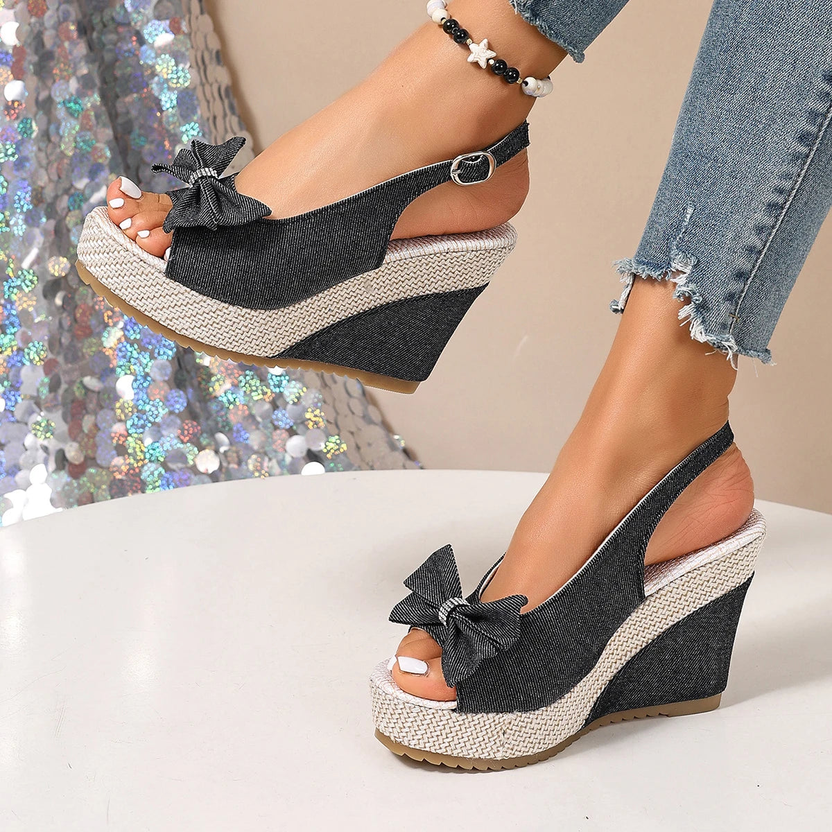 Women's Rivet-Detail Wedge Sandals — Buckle Strap Platform Beach Shoes