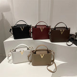 Luxury Women's Tote Bag, Chic V Shaped Stylish Pu Leather Bucket Bag, Top Cover Handbag Women Shoulder Crossbody Bags for Woman