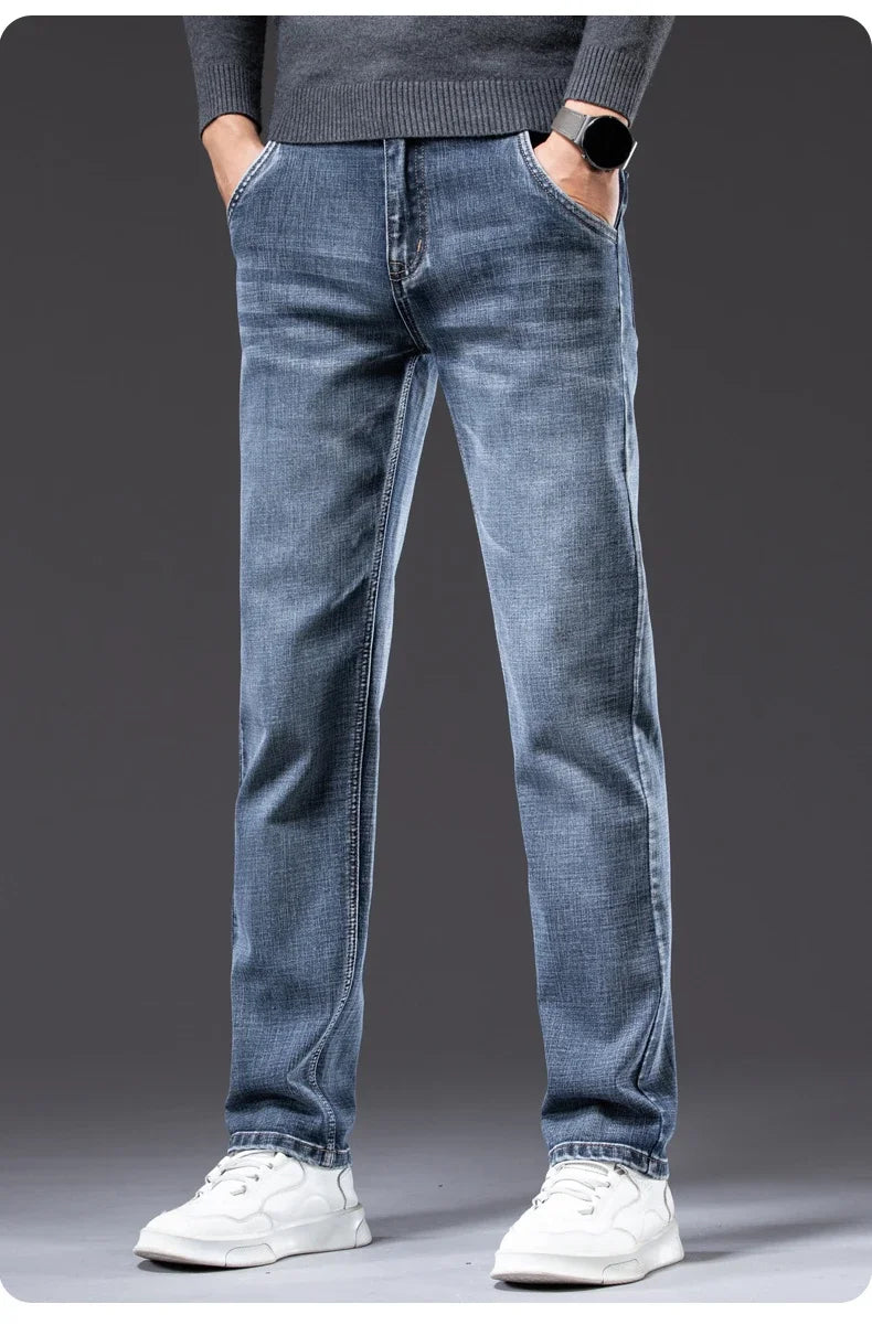 Men’s Classic Straight-Leg Stretch Jeans