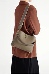 100% Genuine Leather Women's Crossbody Bag 2025 Summer Female Shoulder Bag Luxury Design Handbag phone makeup Bag Commuter