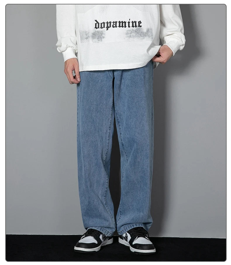 Men’s Relaxed Straight-Leg Denim Jeans