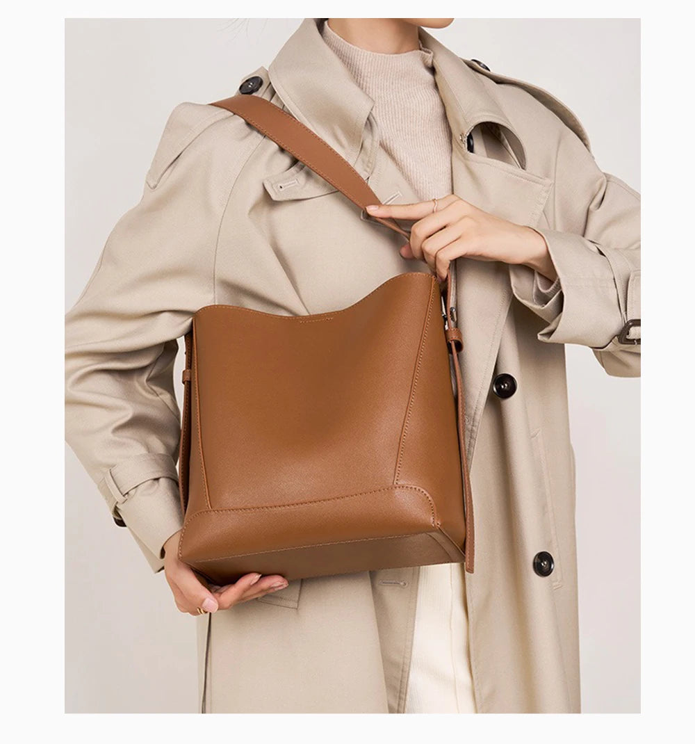 Zency New 2026 TrendyTwo Layer Cow Leather Shopper Shoulder Bag Commuter Large Bucket Handbag Simple High Quality Women Tote Bag