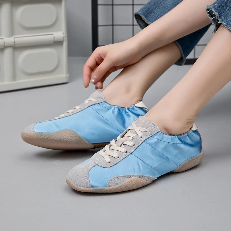 AIYUQI 2026 New Women's Sneakers Shoe Anti-slip and Breathable Women Training Shoes Flat Casual Girl Shoes for Spring and Autumn