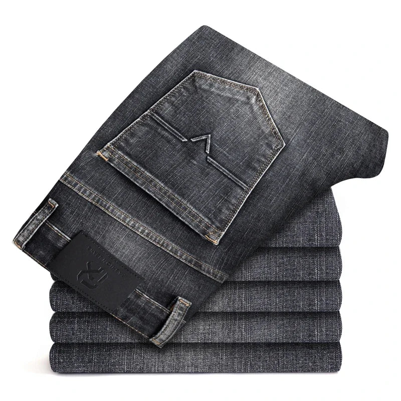 Men’s Classic Straight-Leg Stretch Jeans