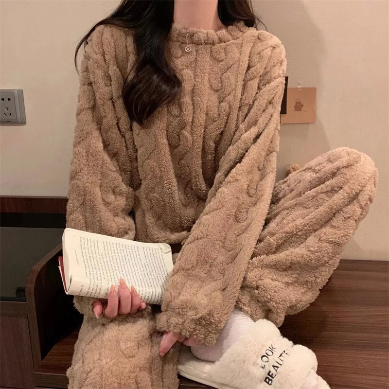 Women's Coral Velvet Winter Pajama Set