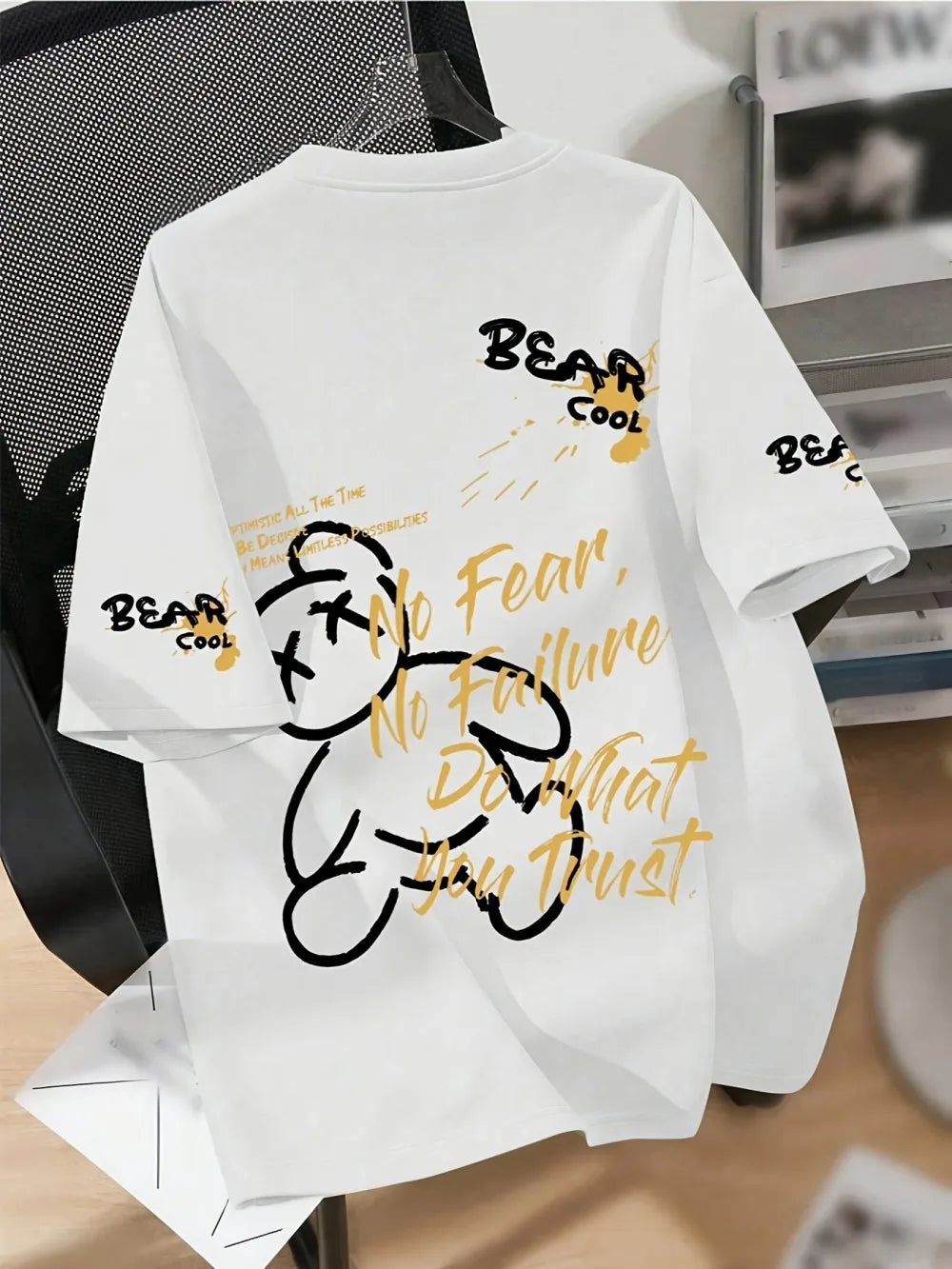 Men's Cartoon Bear Print Breathable T-Shirt