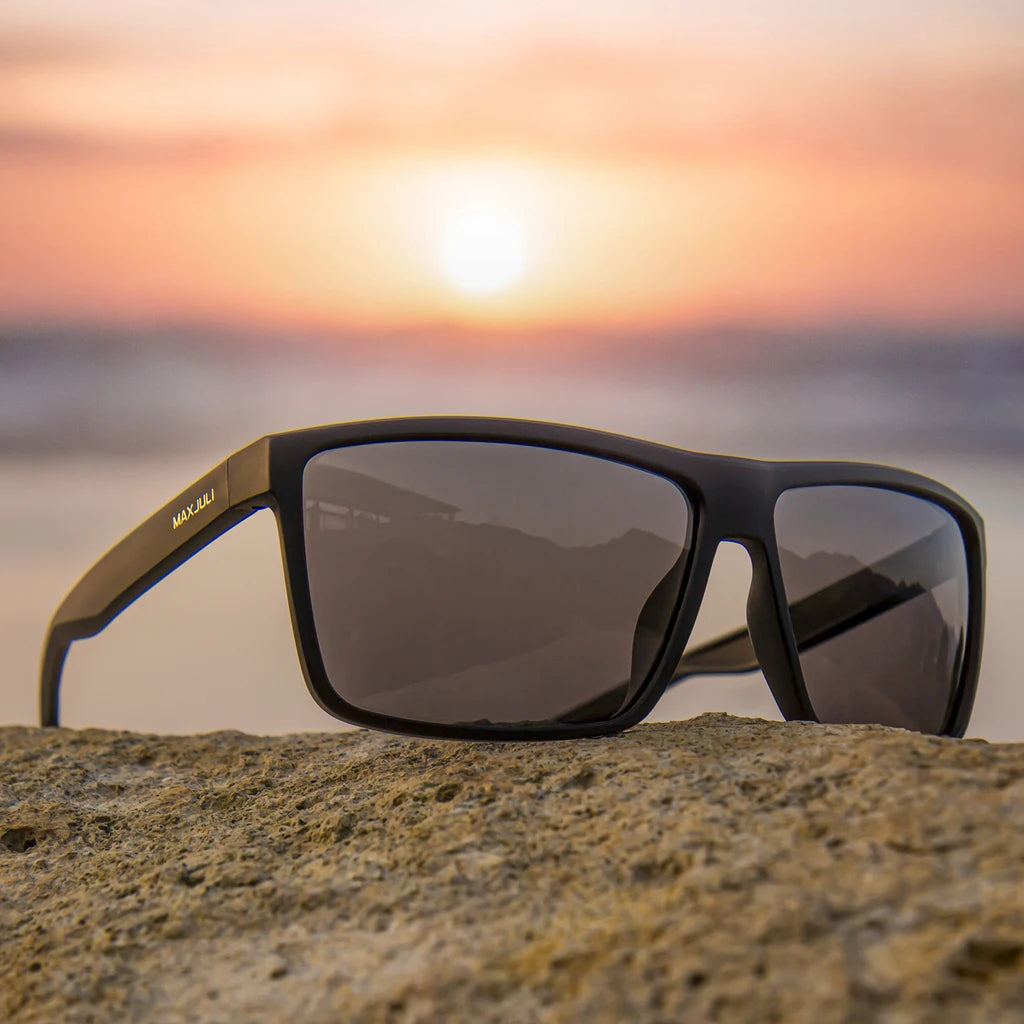 MAXJULI Polarized Extra Big Sunglasses for Men Women with Big Heads UV 400 Protection Sun glasses 8125