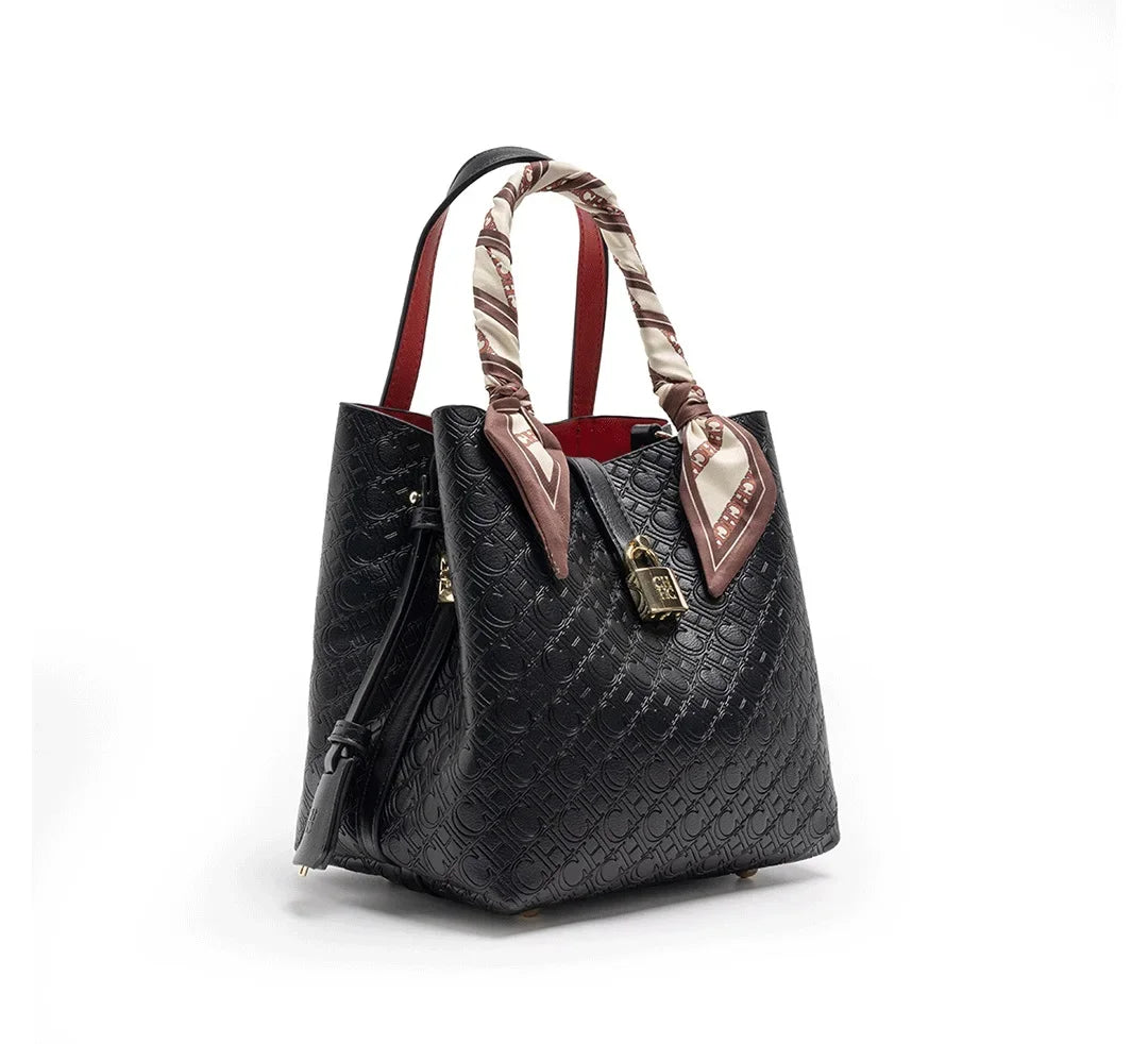 CH Fashion Brand Women's Handbag Large Capacity Casual Diagonal letter Silver Fox Is PU Leather Shoulder Bag
