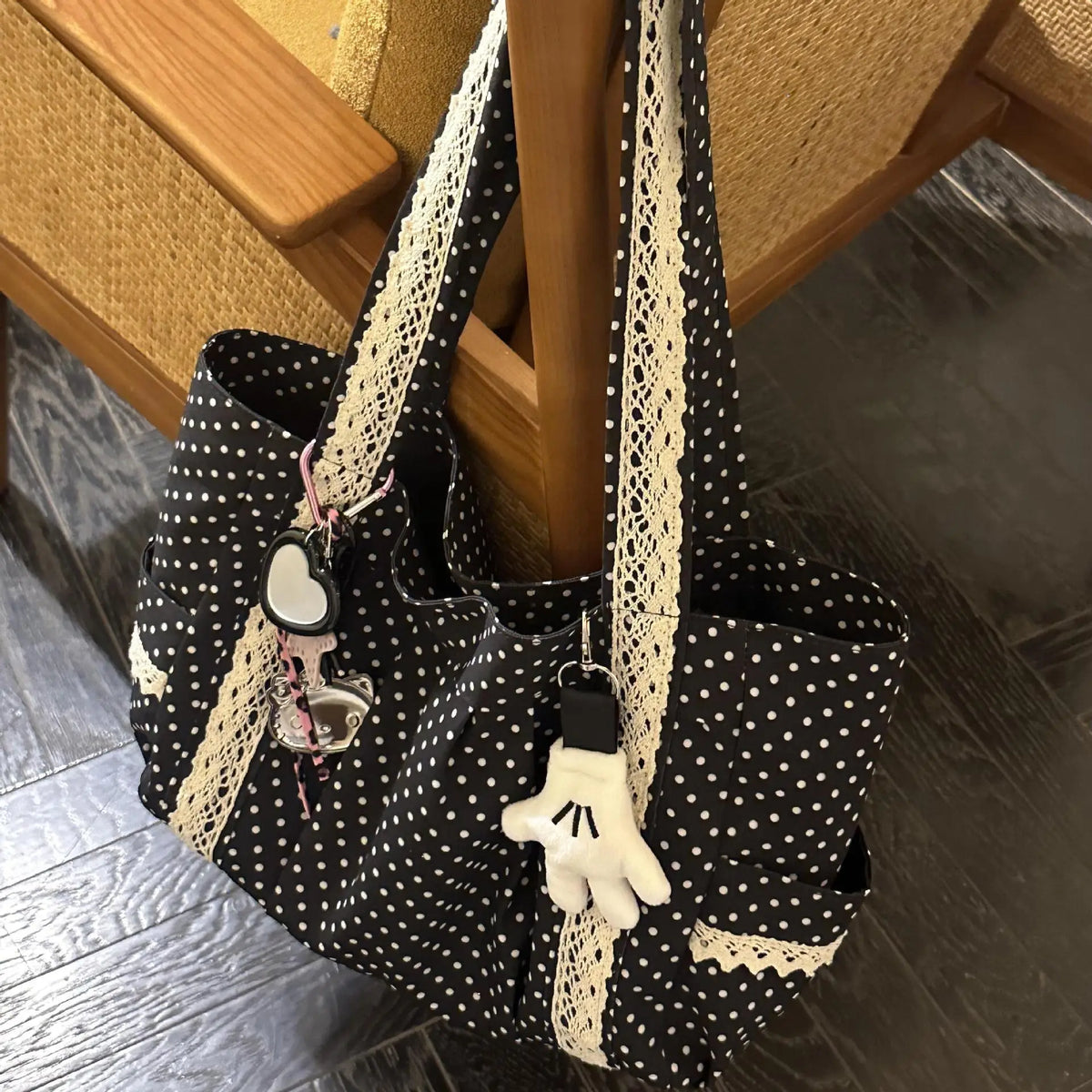 Women Niche Sweet Lace Shoulder Bag Korean Style Vintage Polka Dot Canvas Handbag Large Capacity Multi Pocket Commuting Tote Bag