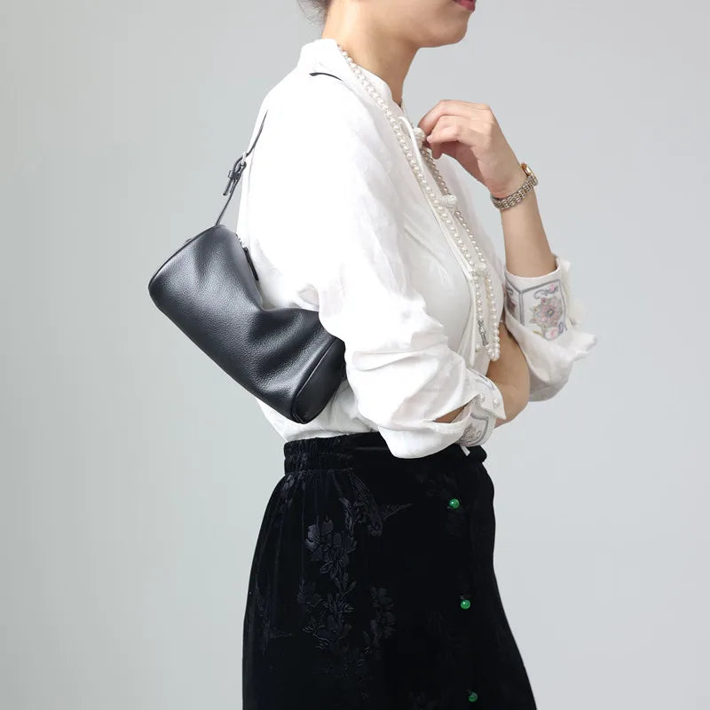 Full Grain Leather Soft Balck Small Size Crossbody Bags For Women Luxury Adjustable Shoulder Strap Underarm Bag Portable Handbag