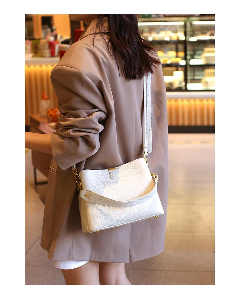 100% Genuine Leather Women's Crossbody Bag 2025 Summer Female Shoulder Bag Luxury Design Handbag phone makeup Bag Commuter