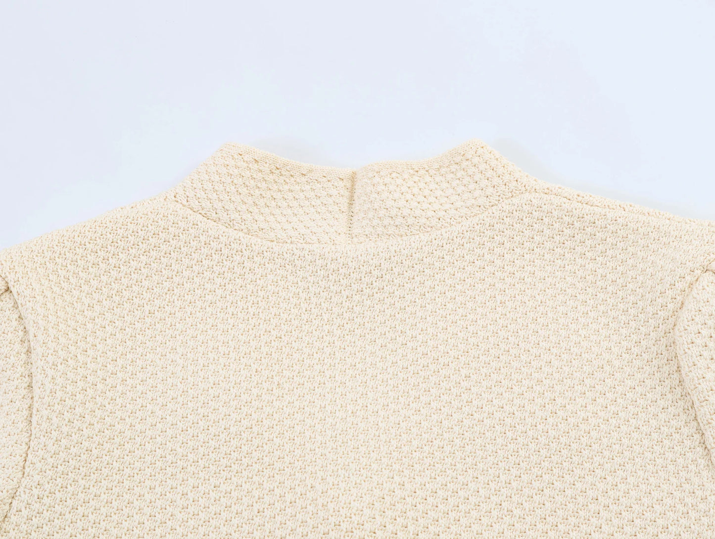 Summer minimalist style V-neck slim fit structured knit short sleeved knitted jacket with suspender short top and half skirt