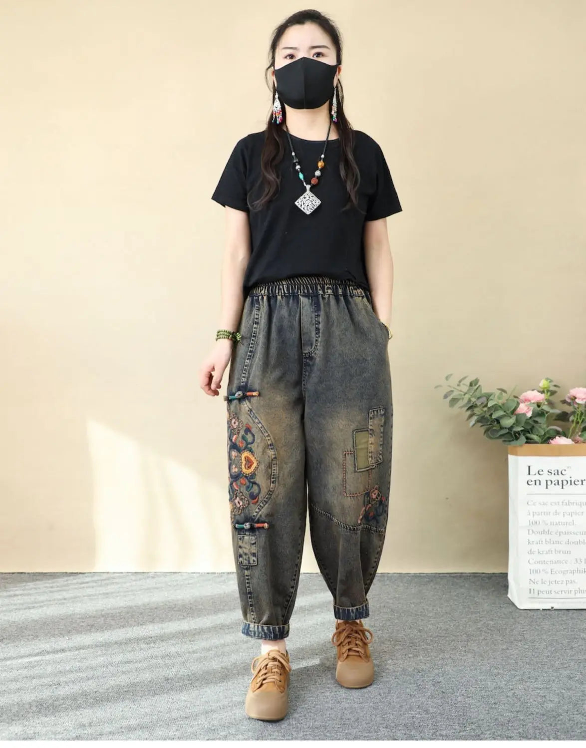 Women's Retro Embroidered High-Waist Jeans