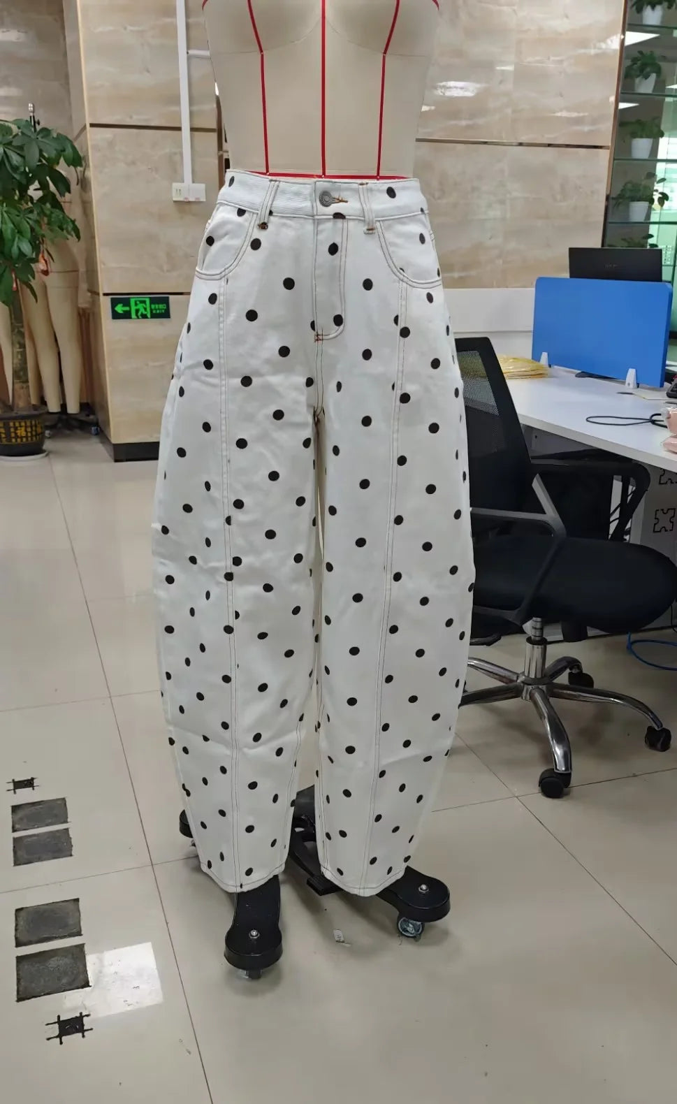 Fashion Women Barrel Jeans Dot Print Loose Denim Pants Spring Casual Baggy Trousers Fashion Wide-Leg Pants