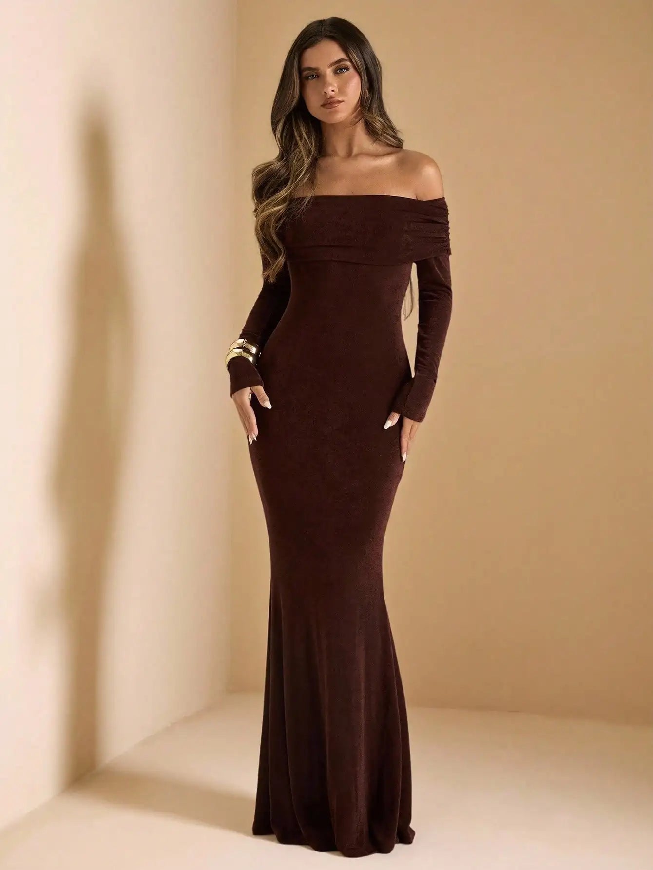 Elegant Open-Shoulder Bodycon Fishtail Dress