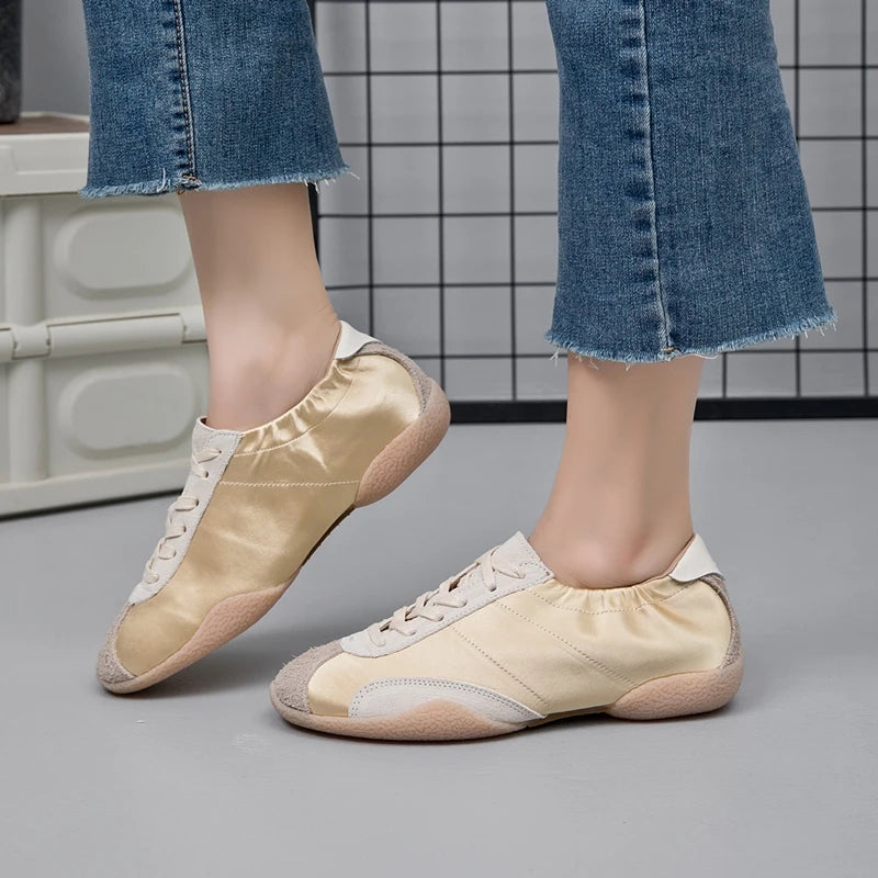 AIYUQI 2026 New Women's Sneakers Shoe Anti-slip and Breathable Women Training Shoes Flat Casual Girl Shoes for Spring and Autumn