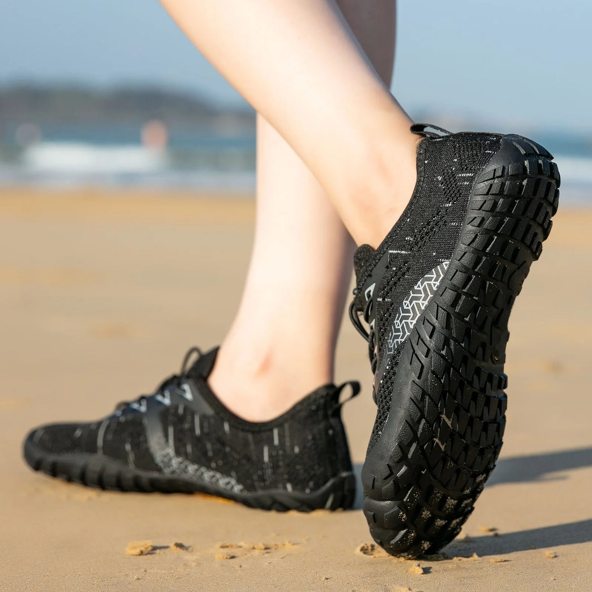 Men's Lightweight Breathable Lace-Up Shoes