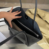 2025 Women's Large Capacity Handbag Wing Design Handheld Tote Daily Use And Commuting Single Shoulder Crossbody Bag for Ladies