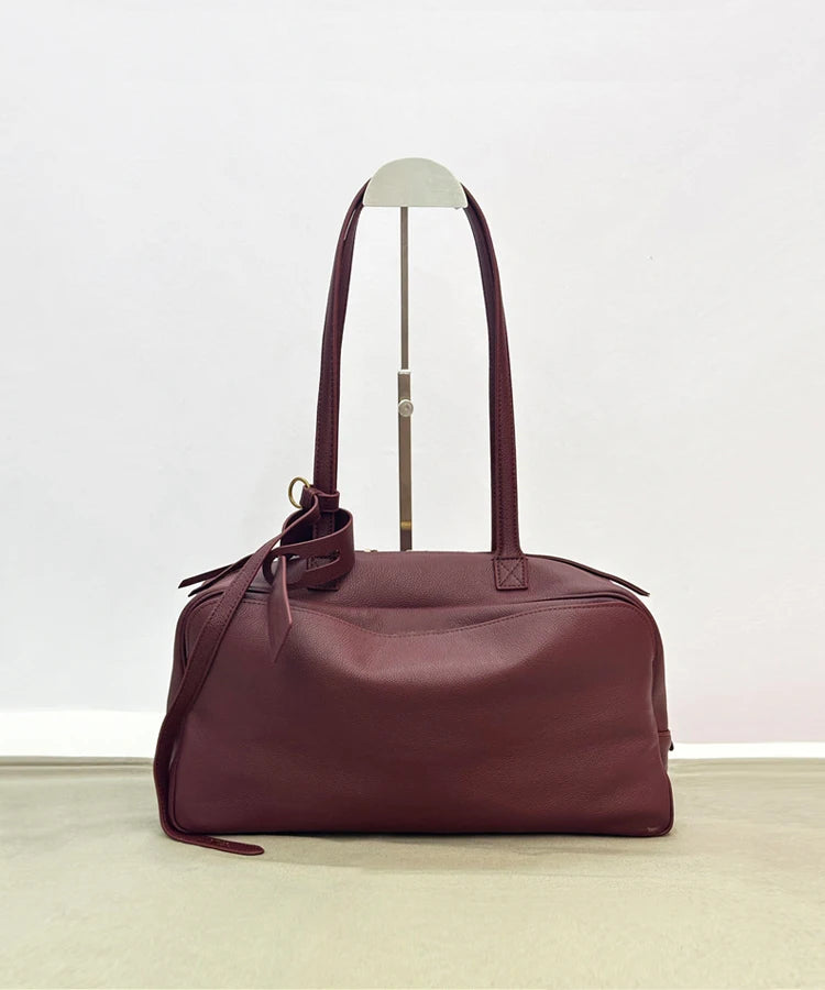 High Version Genuine Leather Pillow Bag for Women 2026 New All-Match Large Capacity First Layer Cowhide Bowling Bag for Women