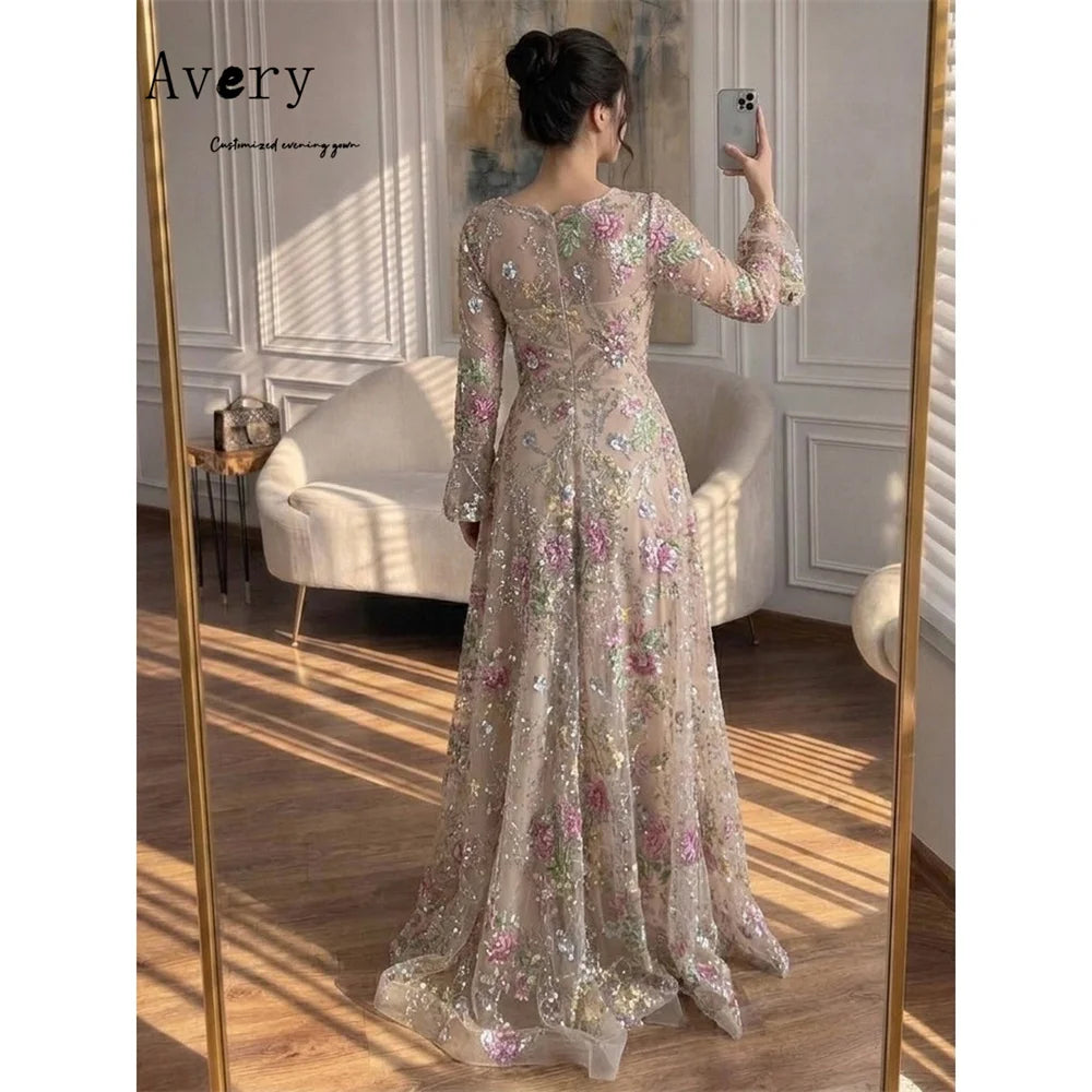 Avery Custom A-line Lace Long Sleeves Square Neck Women's Ball Gown Dresses for Luxury Party Formal Dress 2026 Woman Evening New