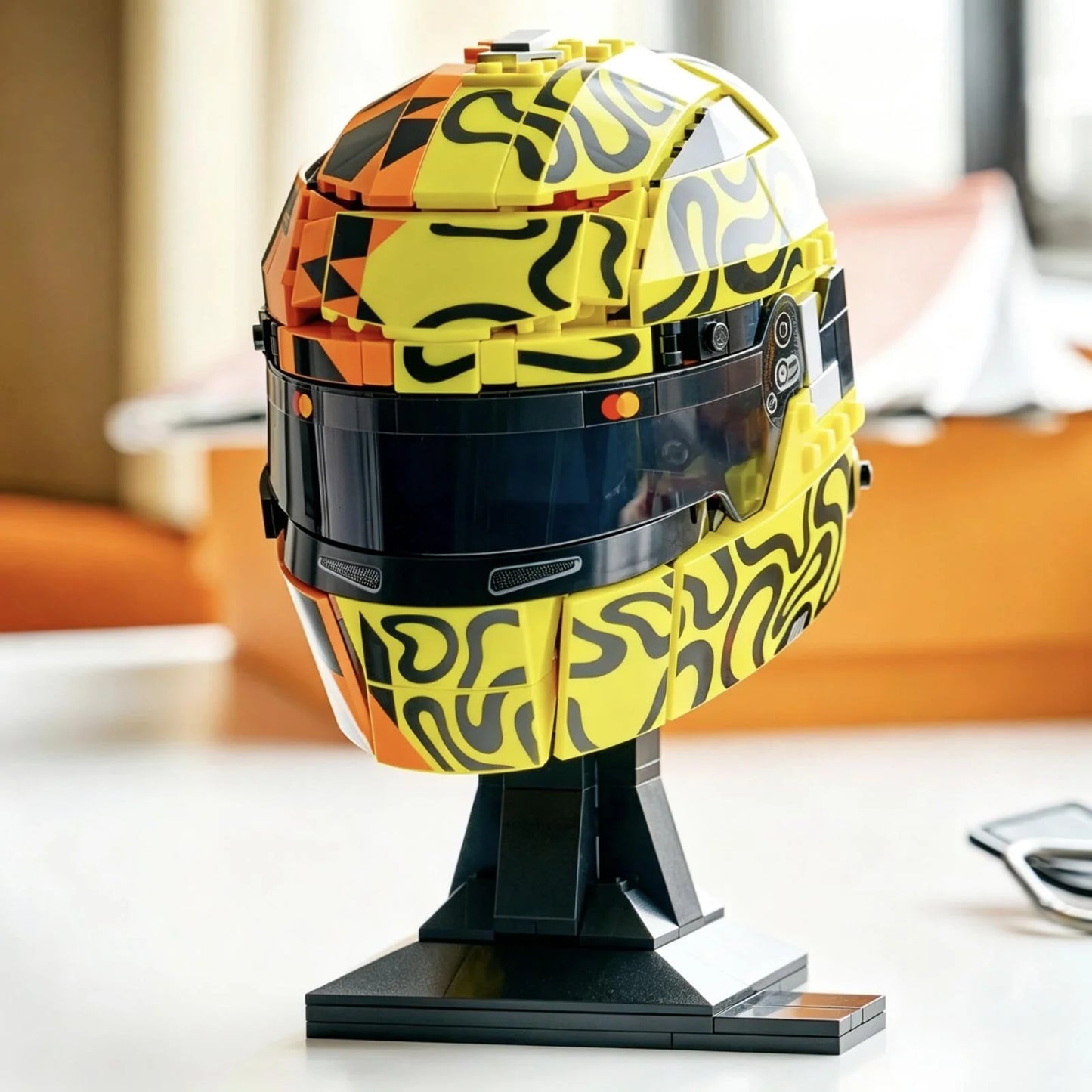 2026 Popular Racing Car Fleet Racing Driver Lewis Hamilton Charles Leclerc Oscar Piastri Lando Norris Helmet Bricks Model Toys