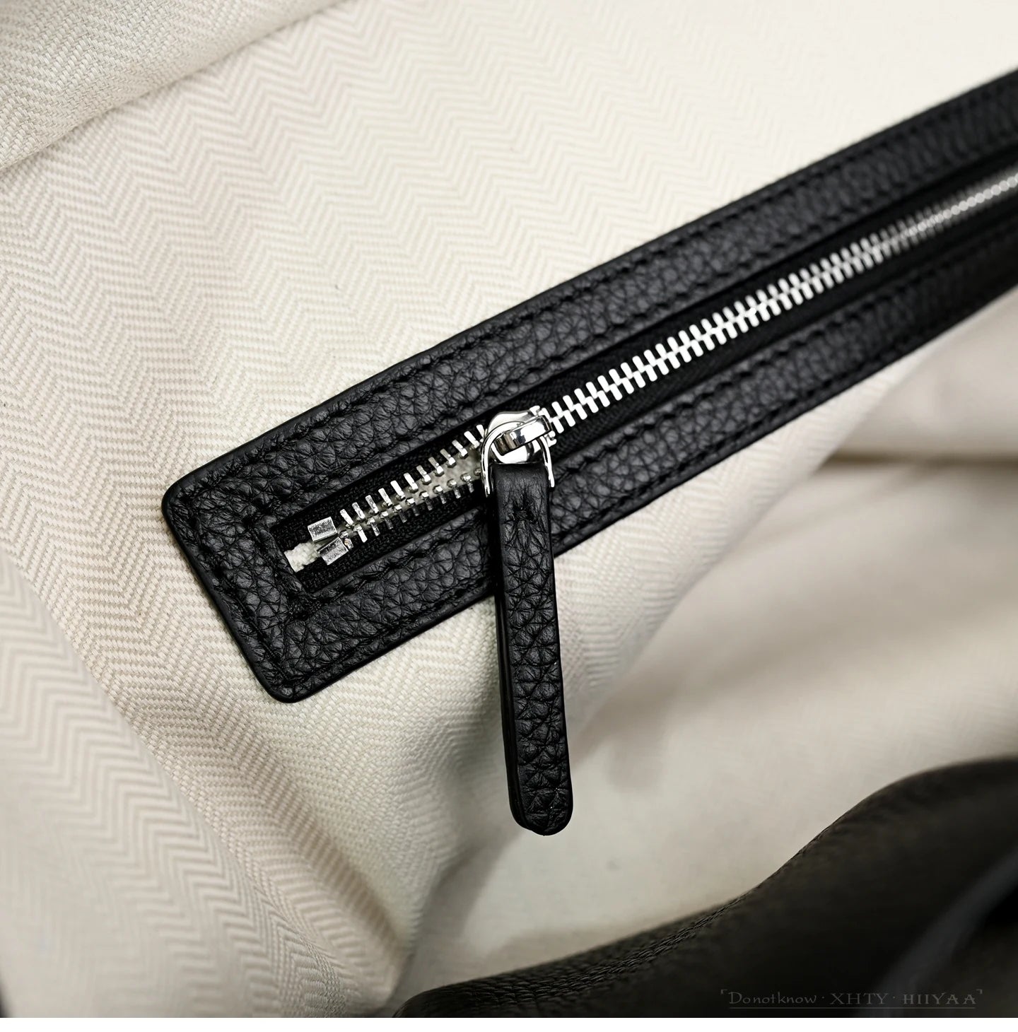 XHTY Genuine Leather Shoulder Bag Underarm Bag Women Soft Large Capacity Bowling Bag Simple Fashion Top Layer Cowhide New Model