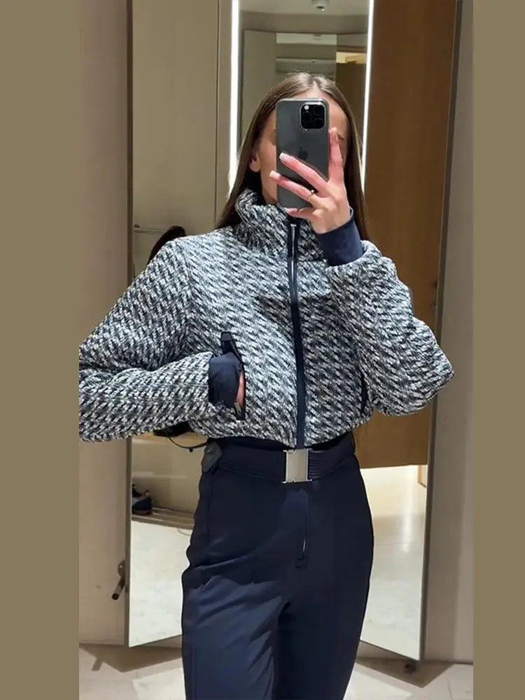 Elegant Geometric Print Ski Jumpsuit - High-Waist Winter Romper