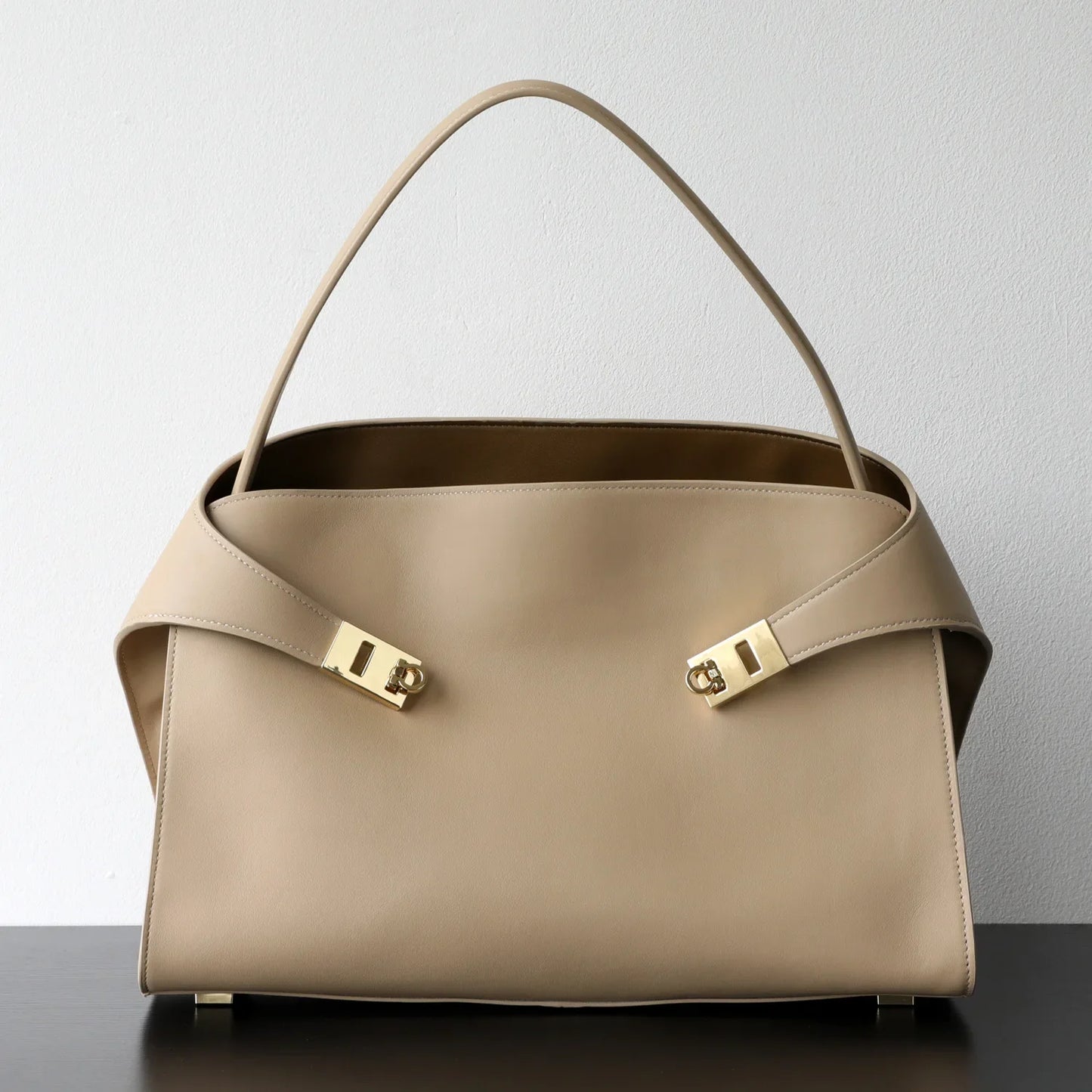 Niche Light Luxury High-end Leather Large-capacity First-layer Cowhide Women's Handbag Tote Bag Commuter Leisure Versatile