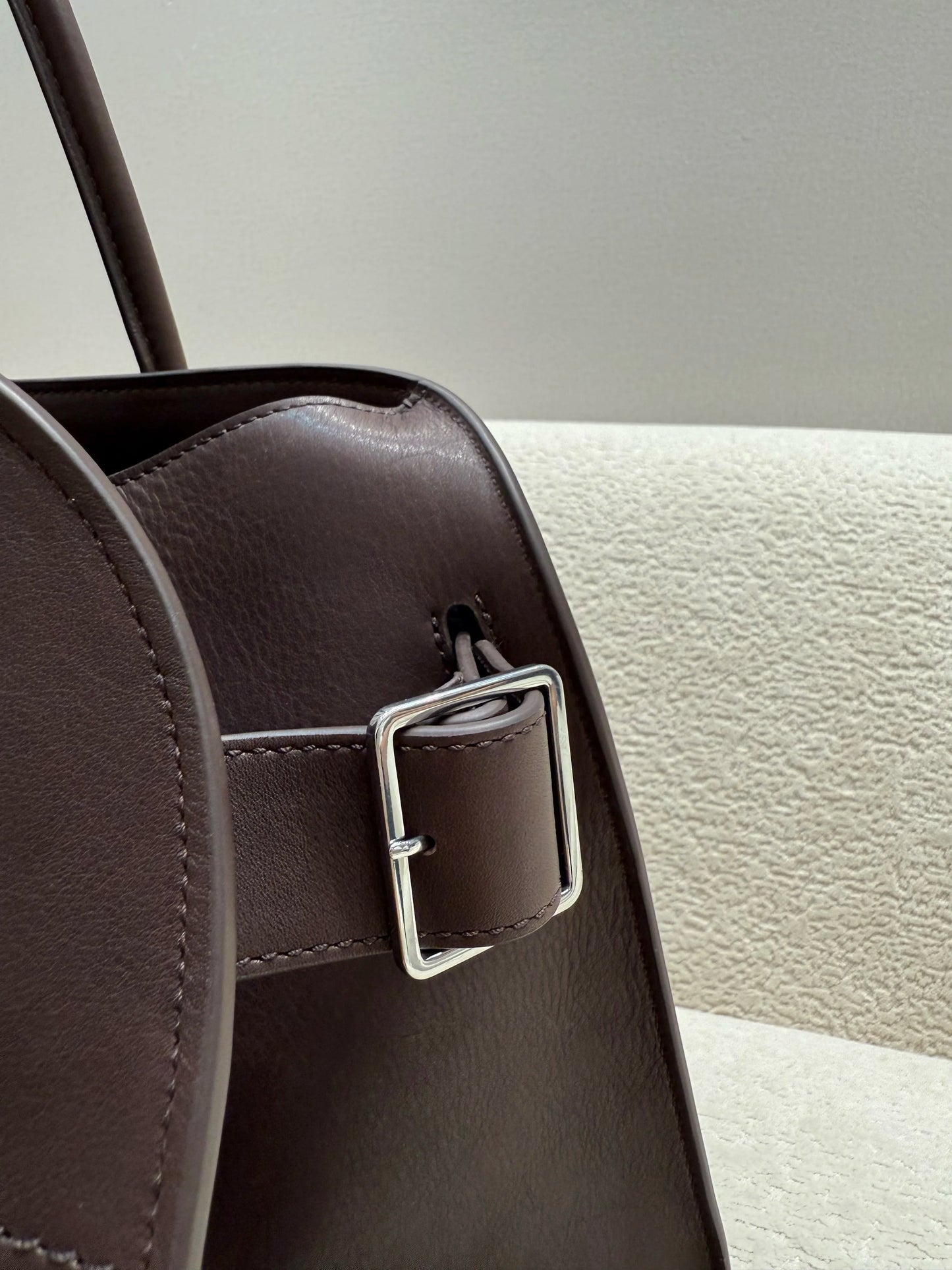 UXST Genuine Saddle Leather Tote Bag – All-Steel Hardware