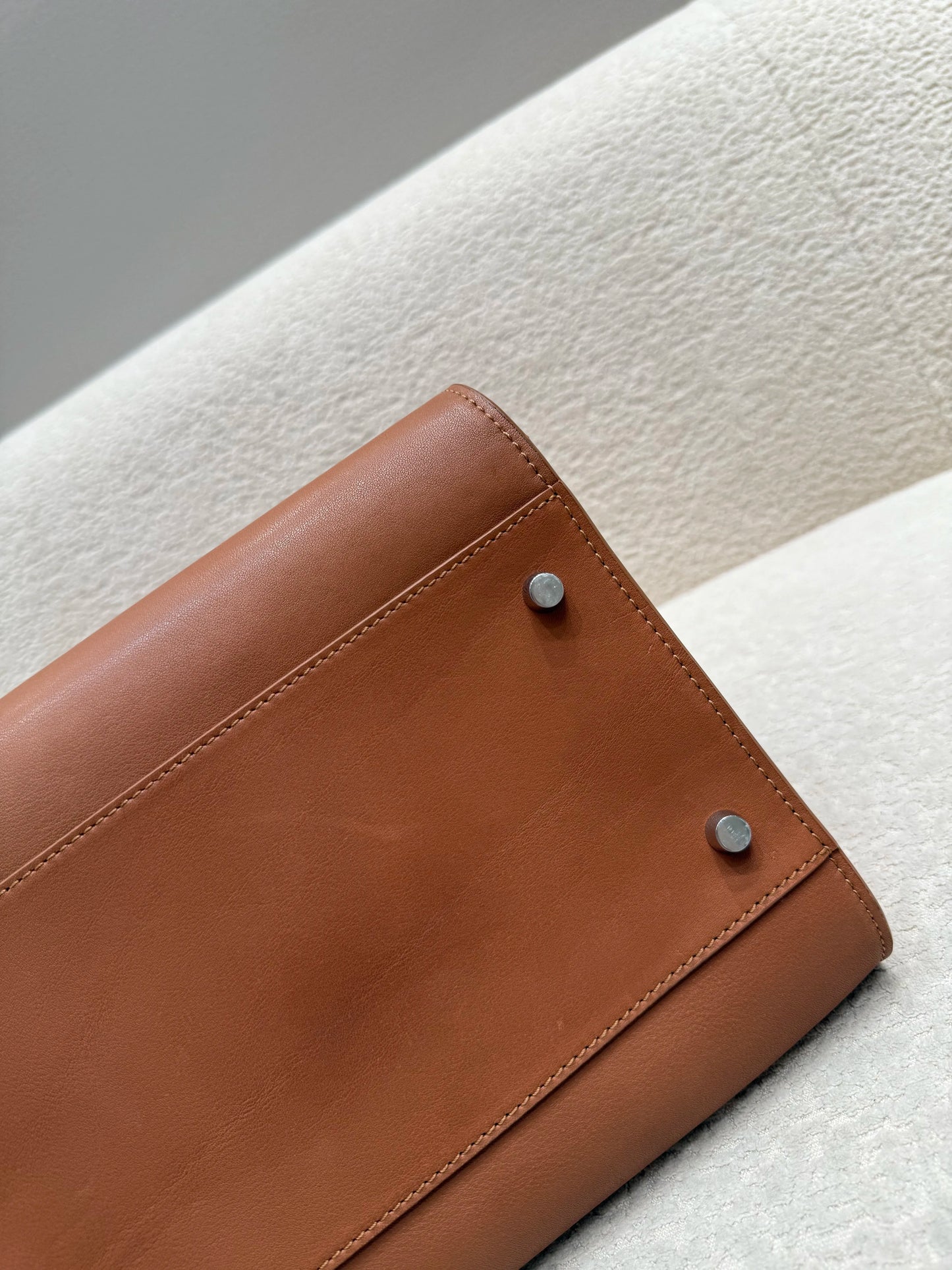 UXST Genuine Saddle Leather Tote Bag – All-Steel Hardware