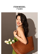 Leather woven bag, large-capacity women's tote bag, holiday leisure top layer cowhide shoulder bag, vegetable basket bag.