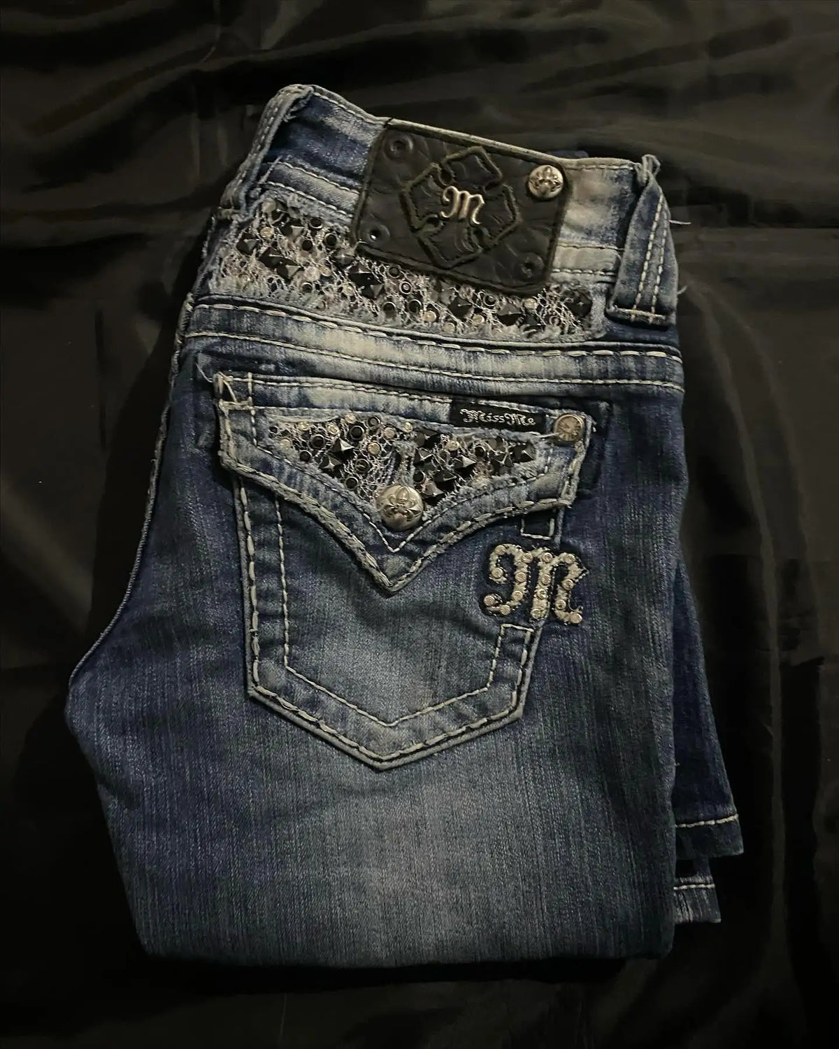 Women's Y2K Wing Embroidered Rhinestone Jeans