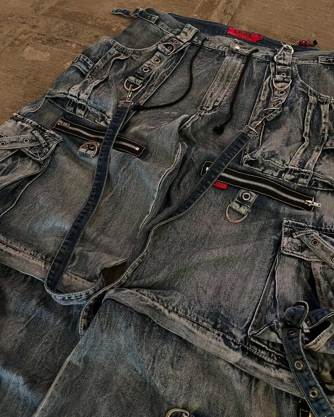 Retro Y2K Baggy Cargo Jeans