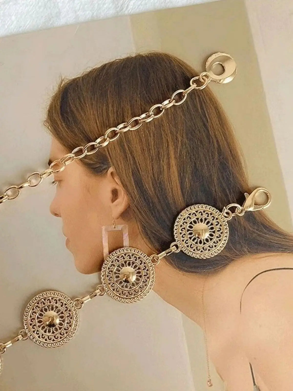 Women’s Steampunk Hollow-Out Circle Waist Chain