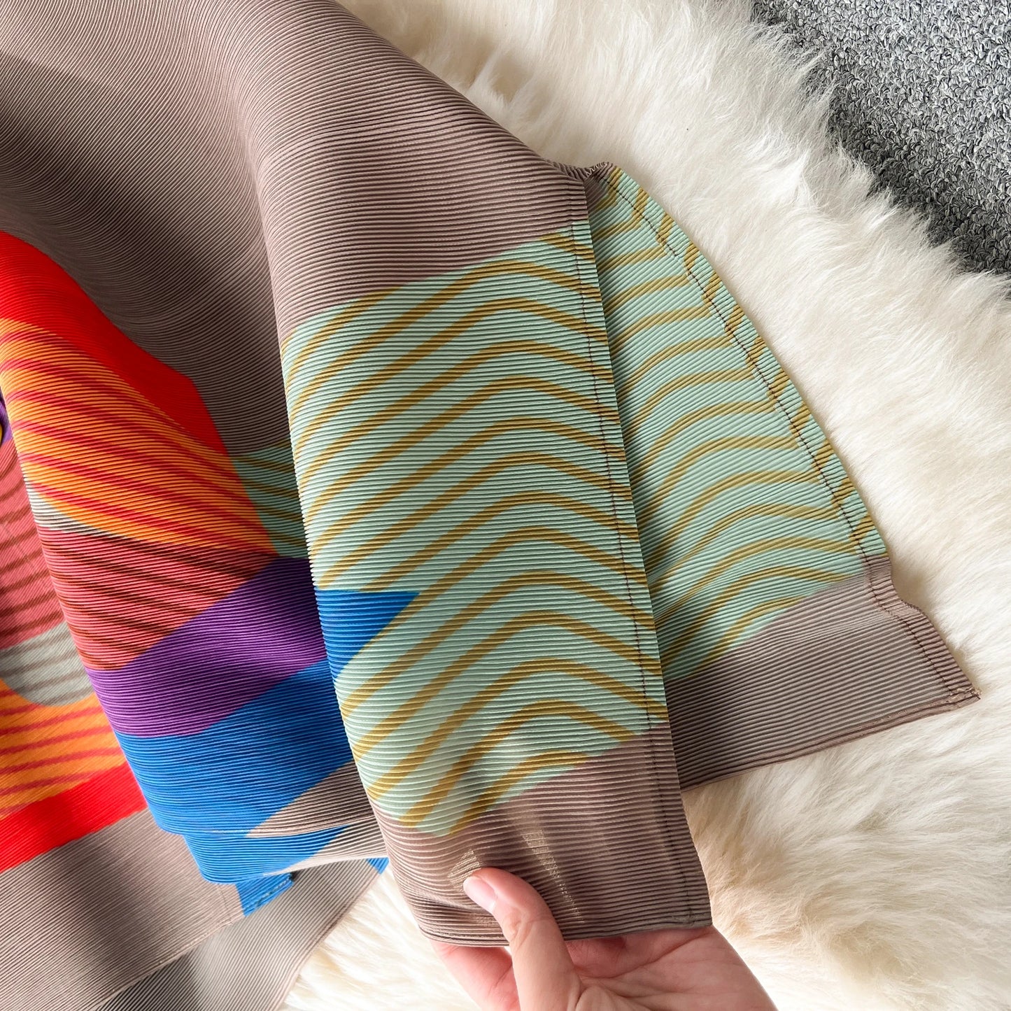 Miyake Pleated Drape Dress – Colorblock Print, 3/4 Sleeve