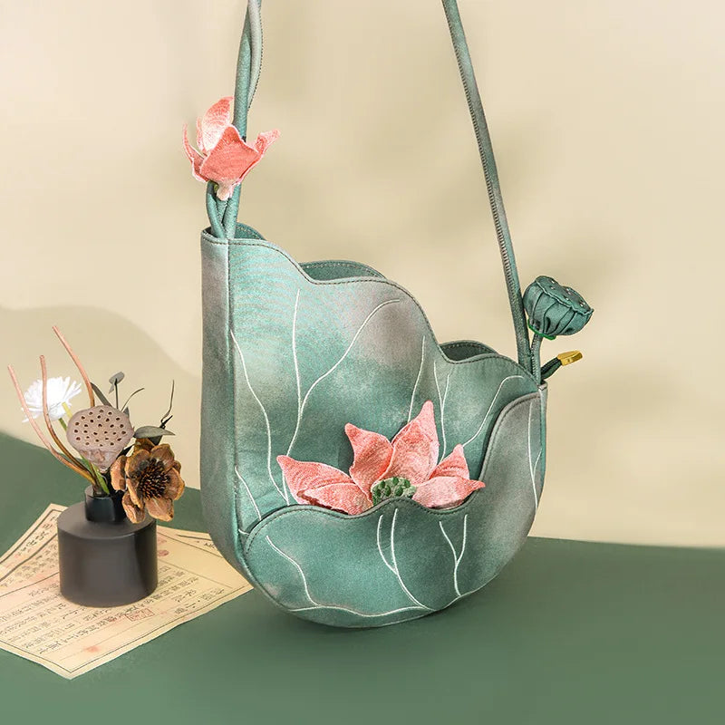Chinese Style Shoulder Bag Women Exquisite Floral Embroidery Original Designer Handbag 2025 New In Elegant Fashion Female Bags