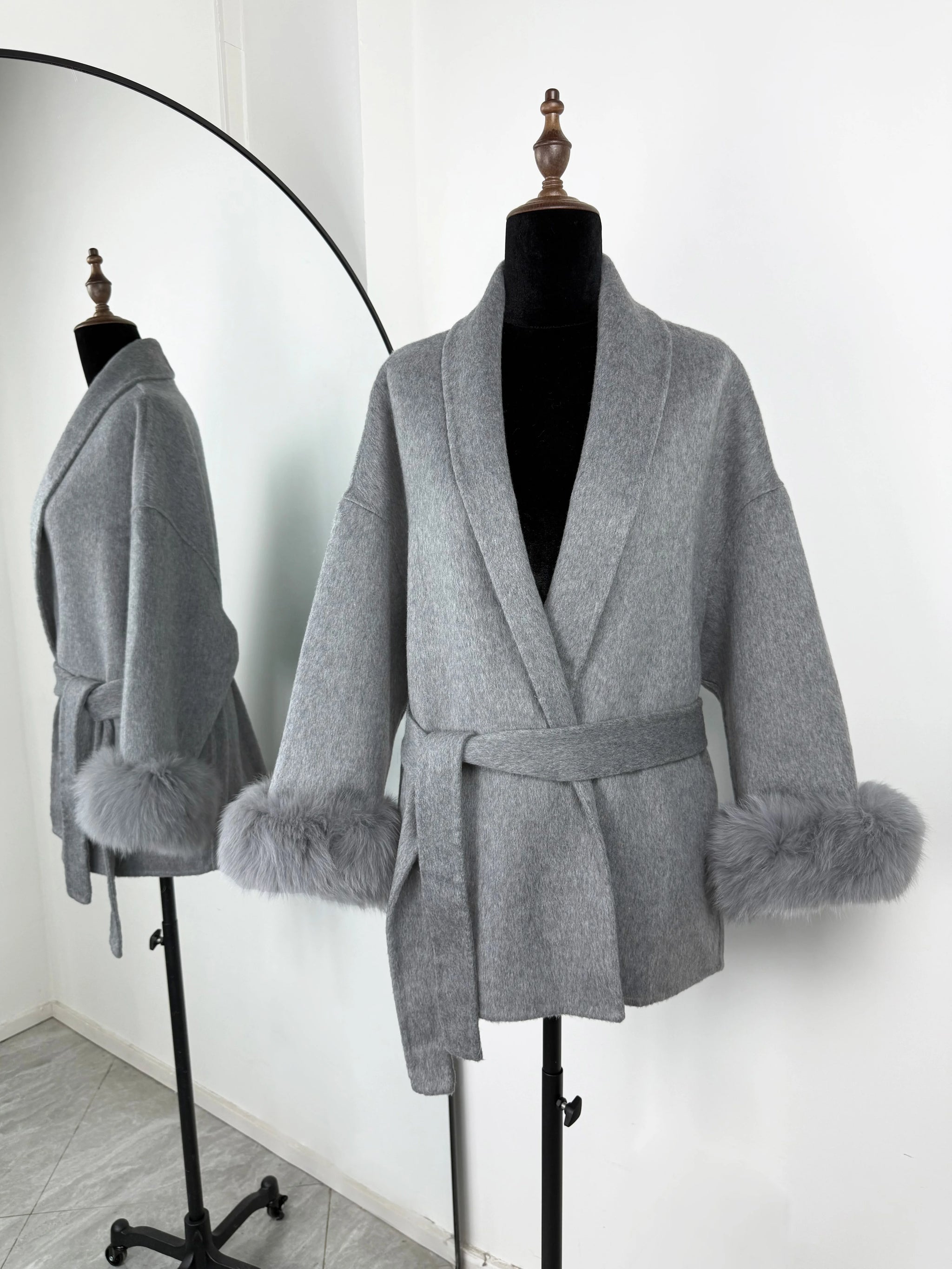 Elegant Fox Fur & Double-Sided Wool Coat