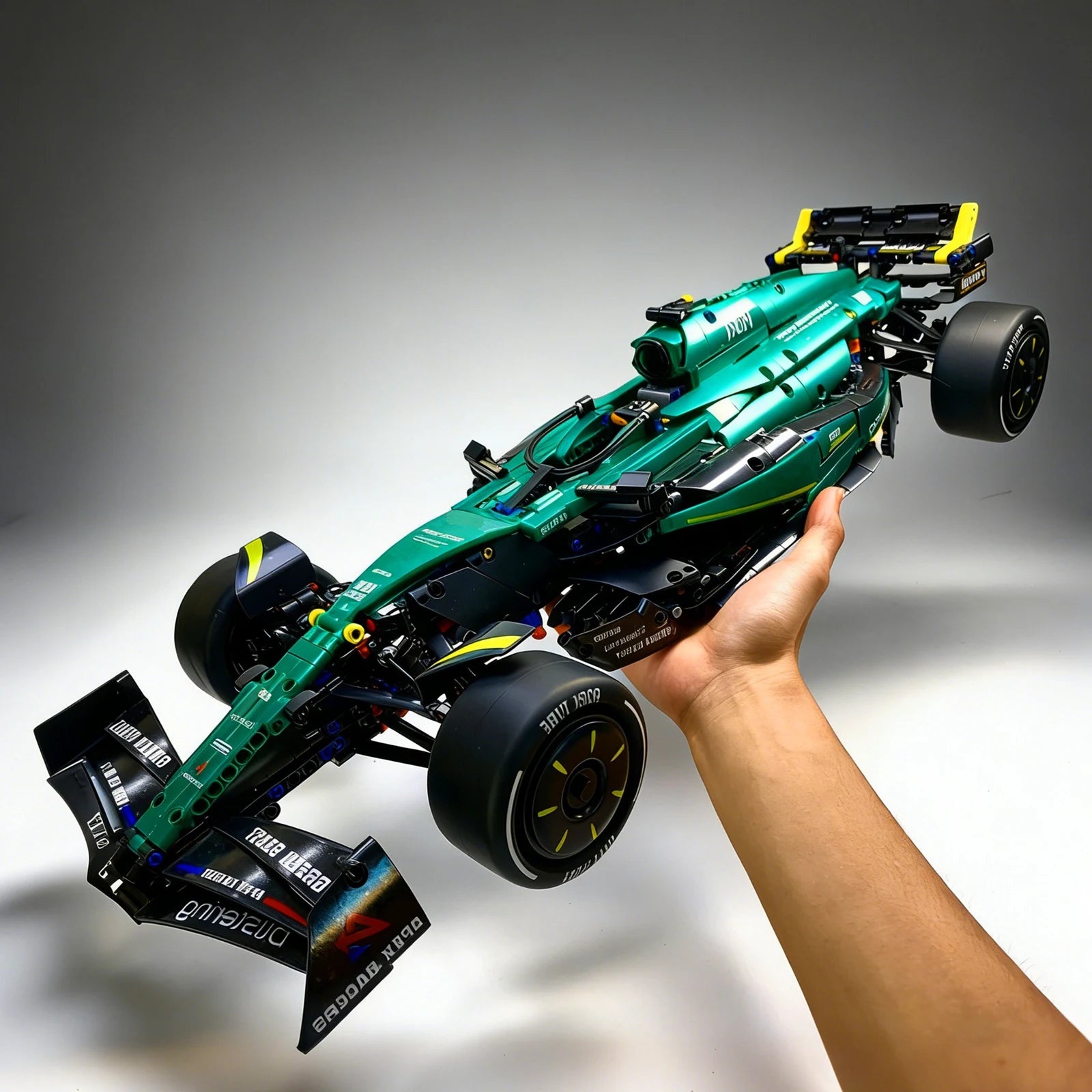Designer Technical Car Blocks Green Speed Vechiel Sport Racing Hypercar Creative Model Building Bricks Toys DIY Gifts