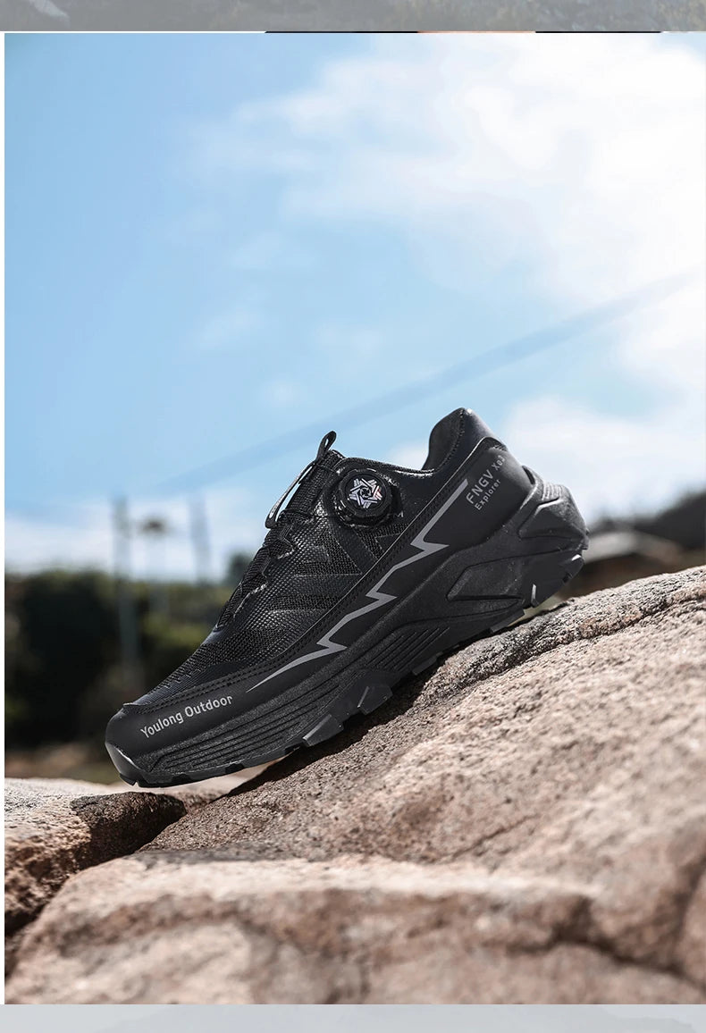 Outdoor Hiking Shoes for Men, Lightweight Travel Hiking Shoes, Breathable Mesh Sneakers, Casual Walking Shoes, Rotating Buckle Design, Non-Slip and Wear-Resistant Trail Shoes, Suitable for Mountaineering and Camping, 2026 New