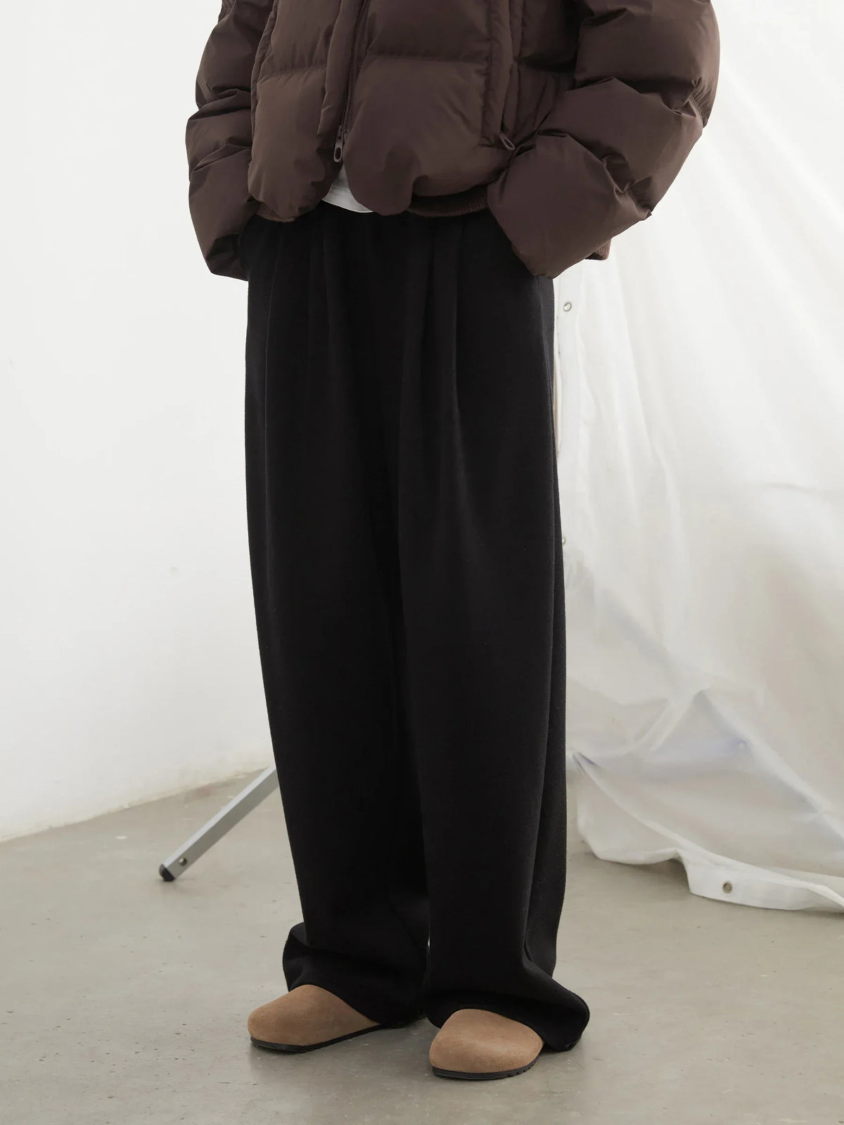Women's High-Waisted Pleated Wide-Leg Trousers