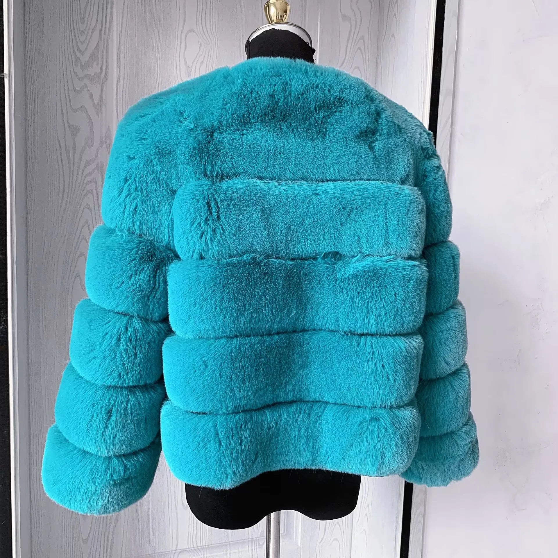 Elegant Winter Faux Fox Fur Crop Jacket