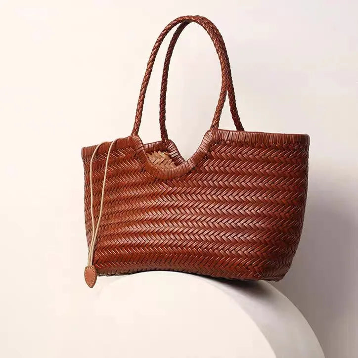 Leather woven bag, large-capacity women's tote bag, holiday leisure top layer cowhide shoulder bag, vegetable basket bag.
