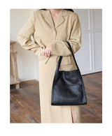 2025 New Women Bag Female Luxury Fashion Shoulder Bags Lady Soft 100% Cowhide Genuine Leather Niche Design Tote Bucket Handbag