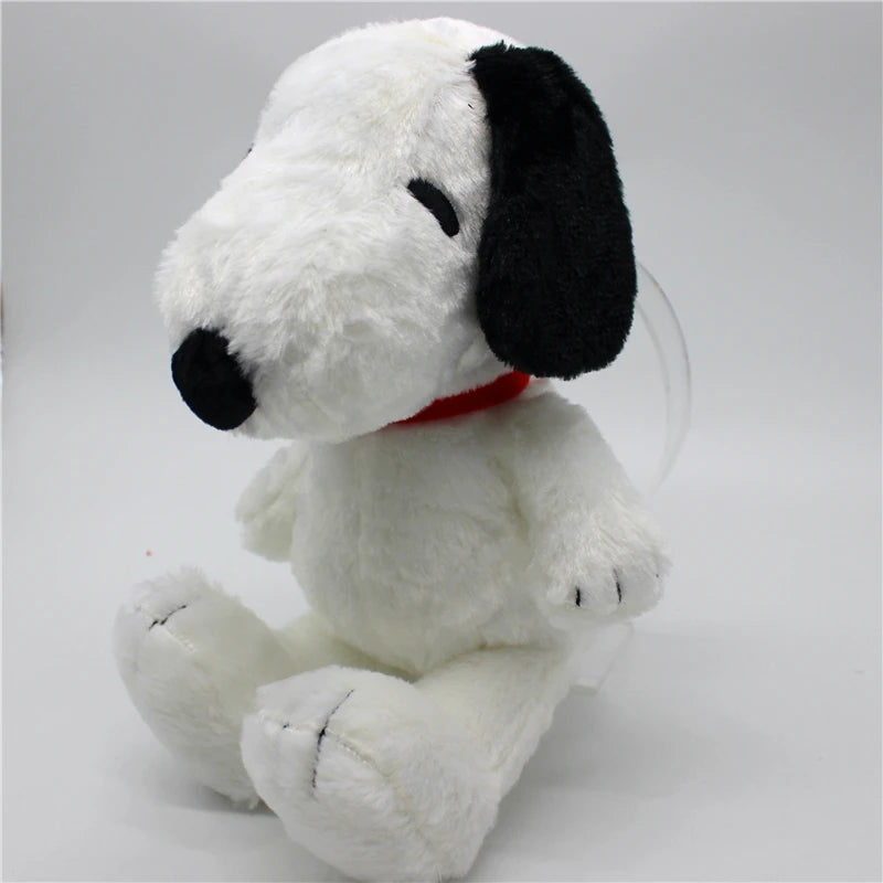 1piece 28CM high quality Cartoon Peanuts Snoopy Charlie Sally Woods Plush soft toys Snoopy dog animal dolls best Christmas gift