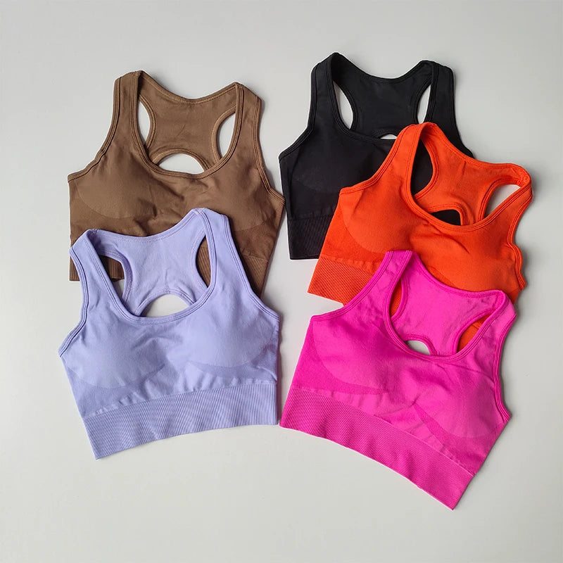 2PCS Women's Seamless Yoga Set - Shockproof Sports Bra & Leggings
