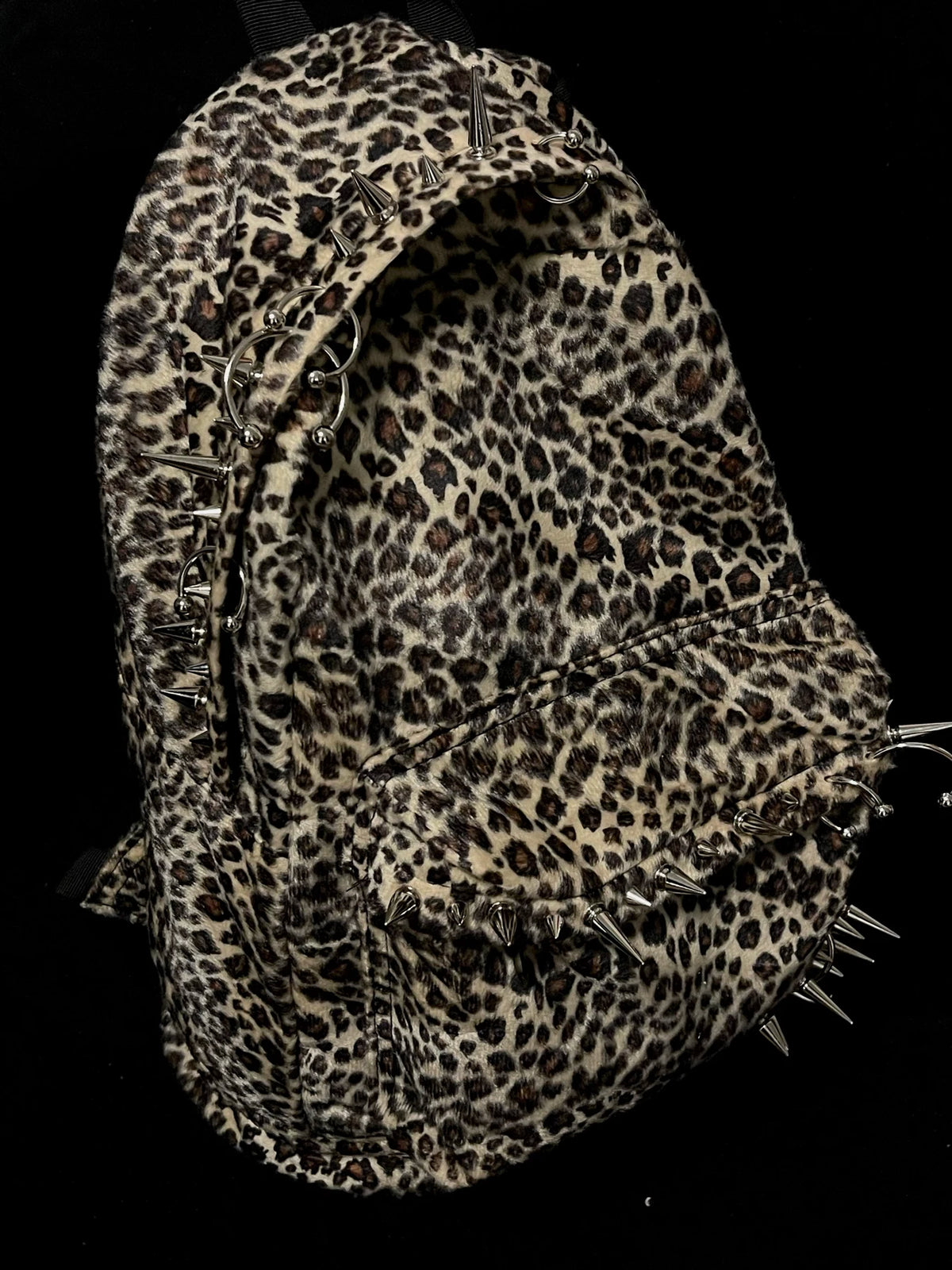 Punk Rivet Leopard Print Backpack Men's Bag Large Capacity Fashion Backpacks for Women