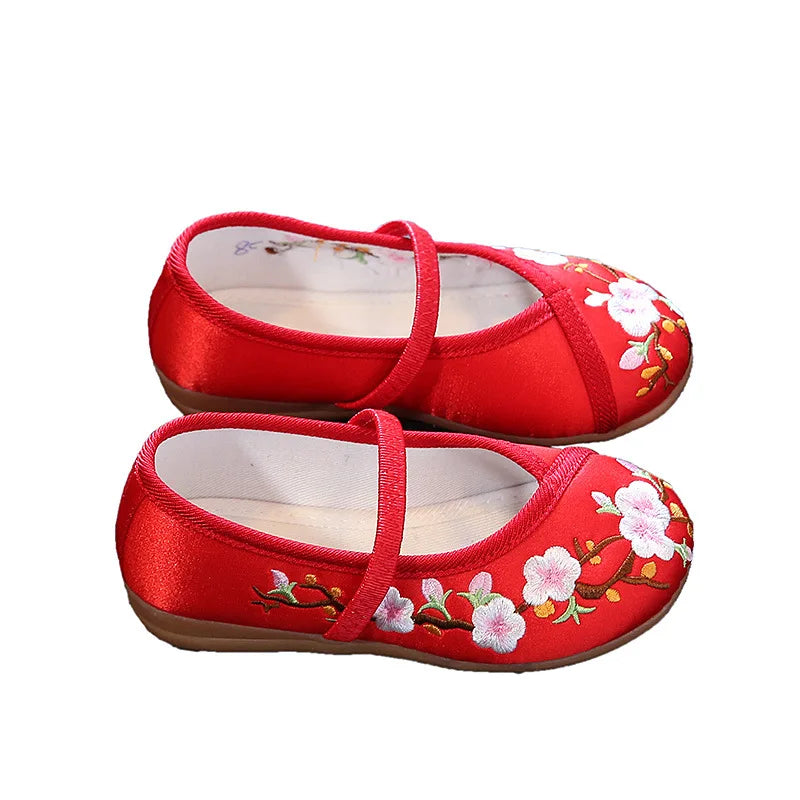 Girls’ Embroidered Ethnic Princess Shoes